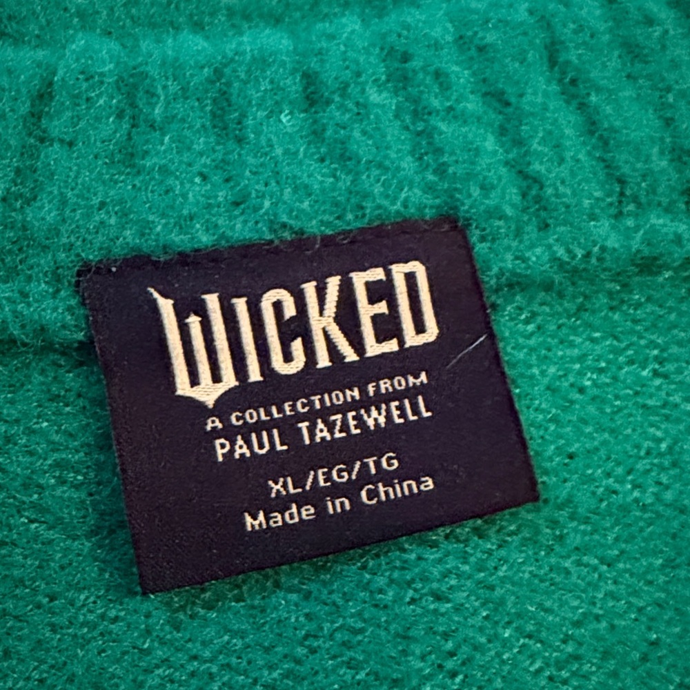 #Wicked Sweater - image 6
